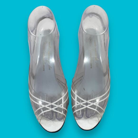 ❌SOLD❌1960s KEMP'S SHOE SALON White leather and clear slingback shoes - Picture 14 of 14